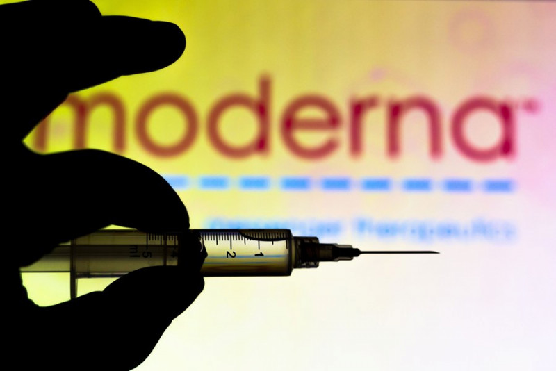 Moderna vaccine gets conditional approval for emergency use