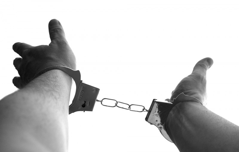 Lawyer arrested over alleged prison drug smuggling