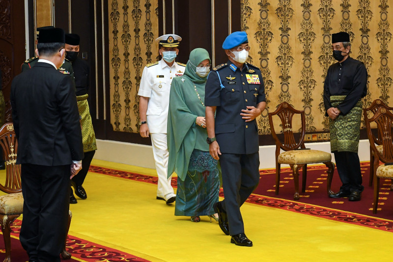 Don’t let guard down on health SOPs, Agong tells rakyat