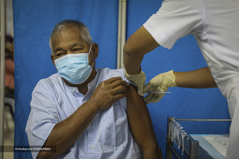Shortages to derail Sabah’s target for 30,000 daily jabs this month