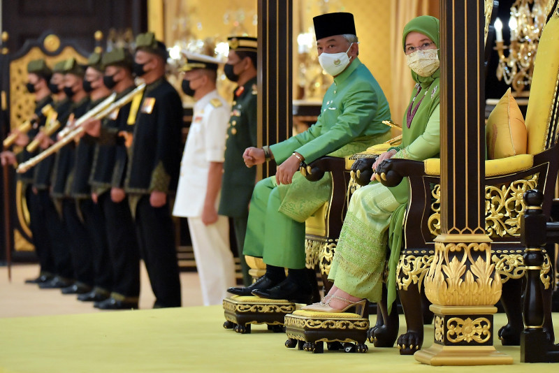 In social cohesion should Malaysia trust to overcome challenges, says king
