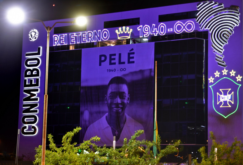 Death of Pele, ‘the person who stopped the world’: who is saying what