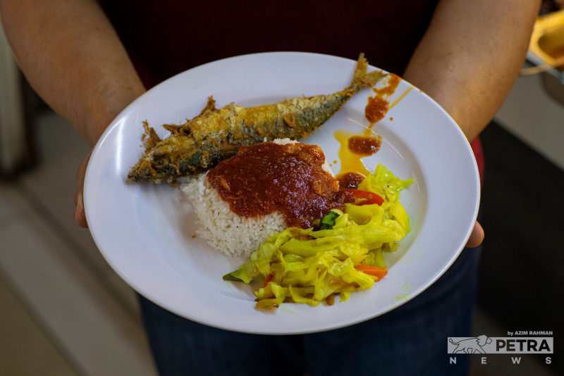RM5 Menu Rahmah meals should be in Sabah too: Warisan leader