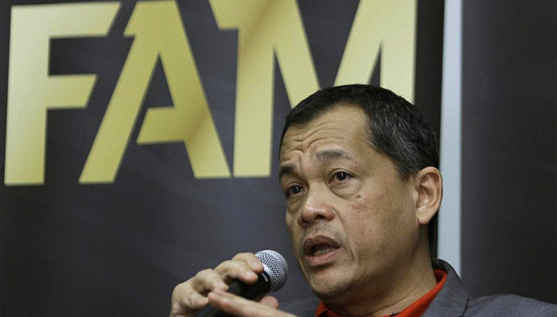 Hamidin pays honorary visit to prime minister 