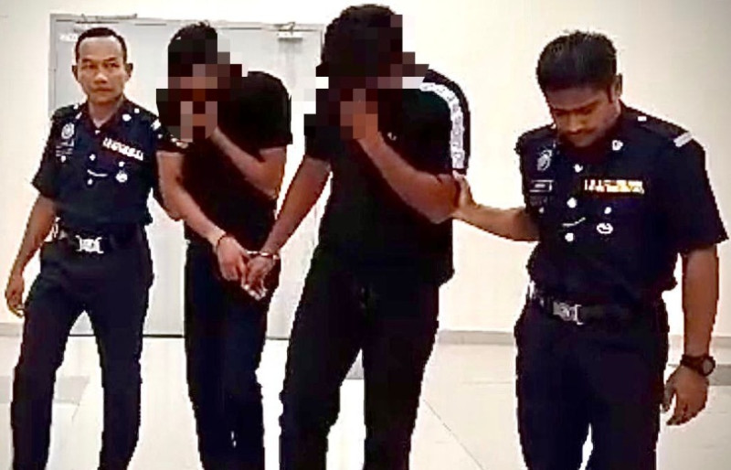 Brothers charged for sexually abusing cousin in store