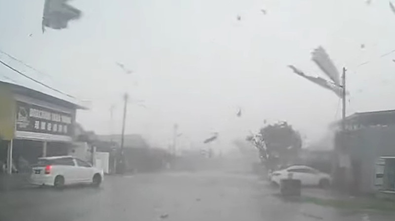 Over 250 homes damaged in Bercham storm (video)
