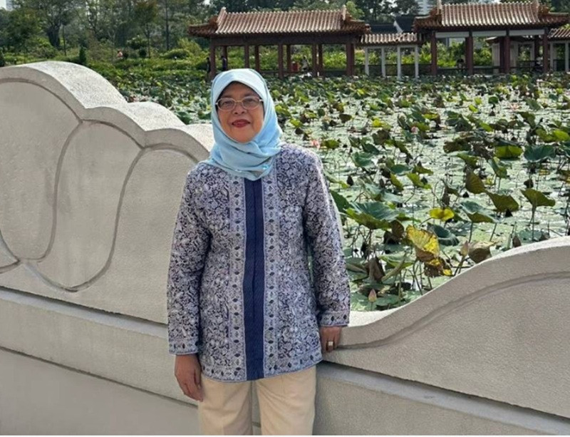 Former Singapore president now thinks twice about patting children after Roxy Square incident