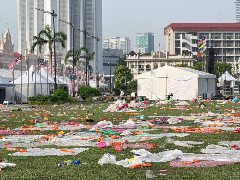 Dataran Merdeka filled with rubbish after World Cup final