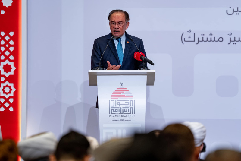 Anwar calls for unity among Islamic scholars, greater solidarity with Palestine and Syria