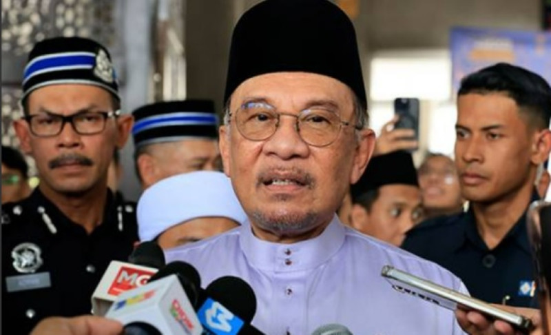 Anwar calls for calm and cooperation in temple relocation issue