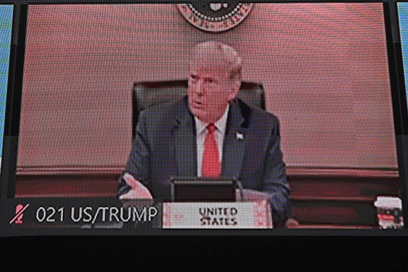 Trump signals sanctions on Russia traders as Indian exporters gain from tariff relief