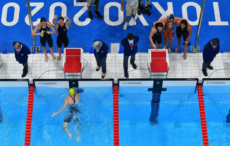 Australia shatter world record to win 4x100m freestyle gold