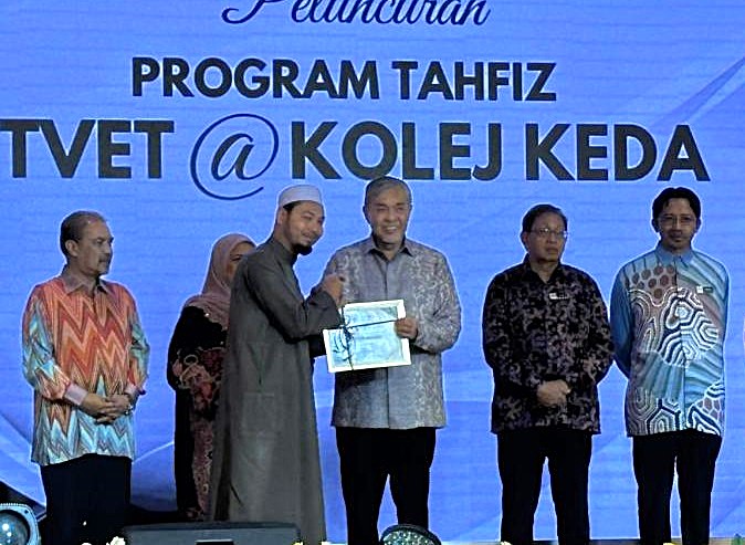 Ahmad Zahid calls for comprehensive plan to empower rural youth for global challenges