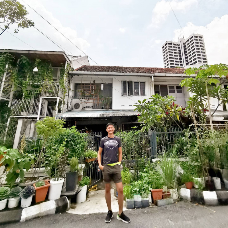 Peace in plants: Urban farming is feeding our souls