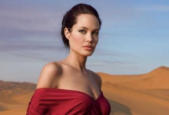 Angelina Jolie renews support for Gaza, shares dire warning from aid group