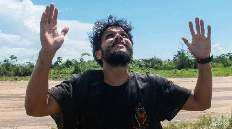 Brazilian pilot survives 38 days in Amazon after crash