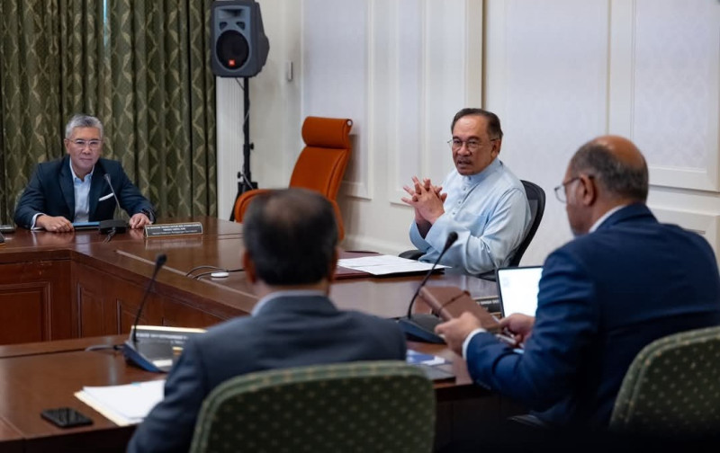 Malaysia must accelerate AI exploration, application to lift economic growth – Anwar