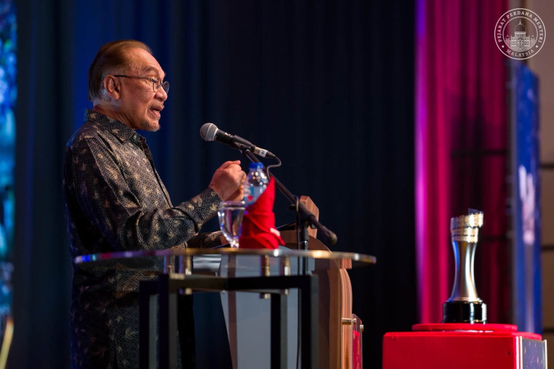 Budget 2027: Anwar assures university students will receive due attention