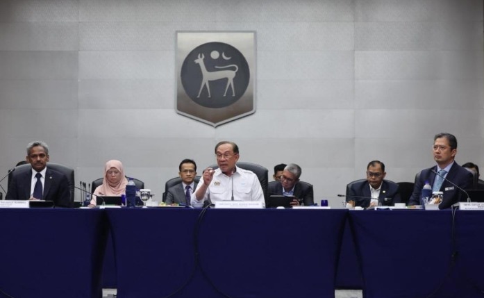 Govt doubles SME financing guarantee to RM10 billion to shield economy from crisis pressures