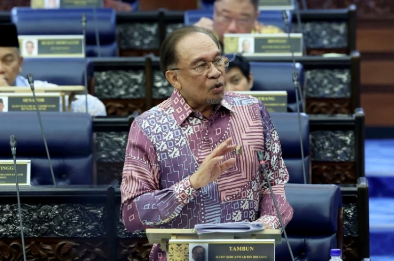 Anwar: No bid for immunity, only request for legal clarification
