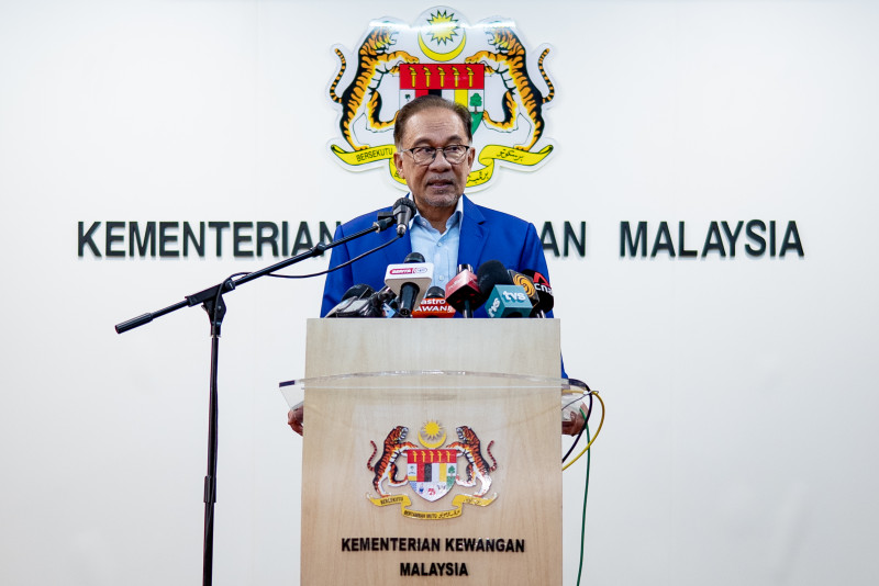RM7 bil for flood mitigation on hold, subject to review: PM