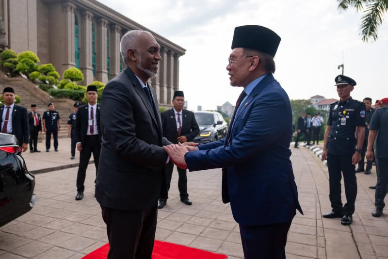 Malaysia - Maldives to expand strategic ties in solar energy, defence and digital innovation