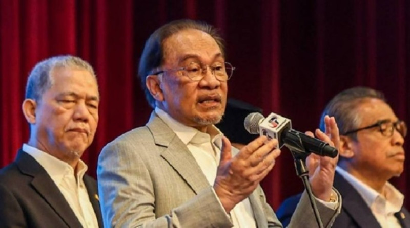 PM urges effective issue management to prevent exploitation