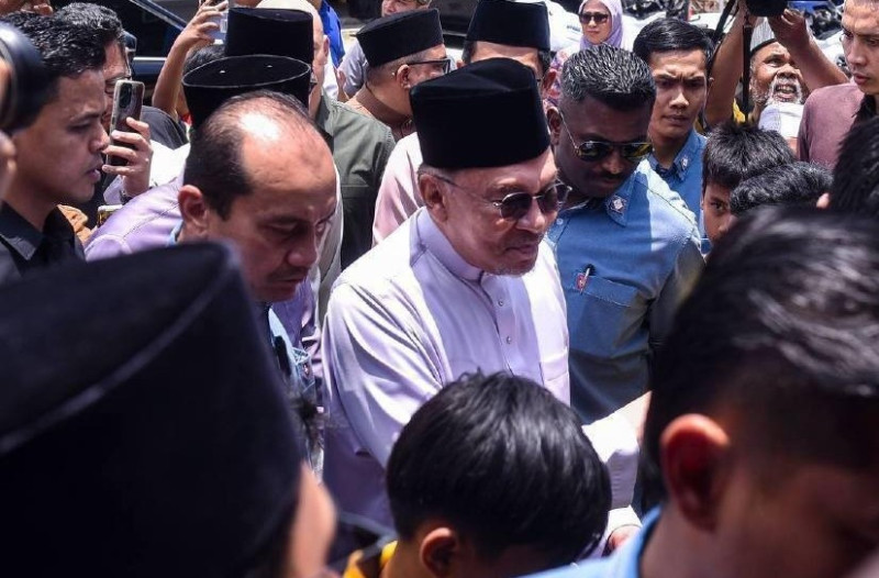 Anwar begins Pahang visit with youth and community engagement in focus
