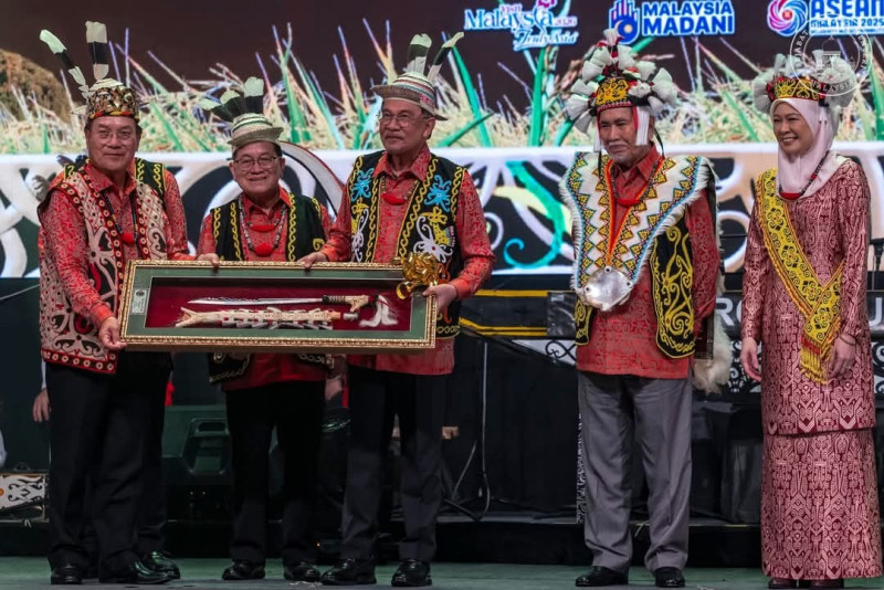 Sarawak poised to become regional energy hub, says PM