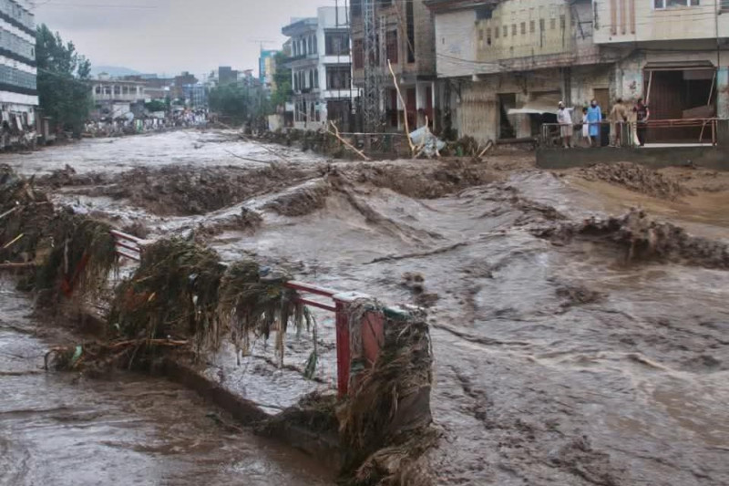 Prime Minister expresses sorrow over devastating floods in Pakistan and India