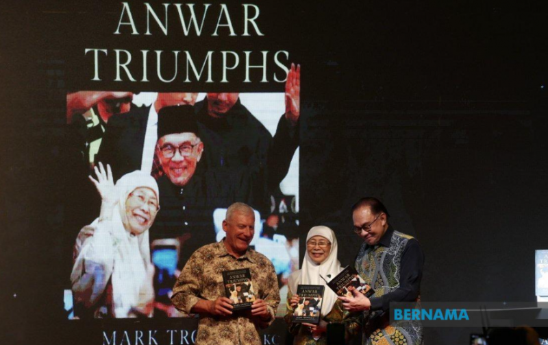 PM launches book titled 'Anwar Triumphs'