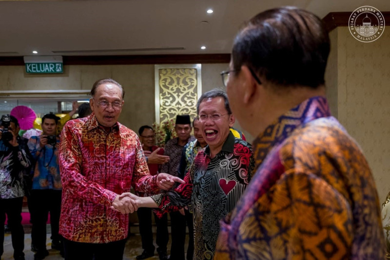 PM receives summit invite amid death threat controversy following Kg Sungai Baru evictions