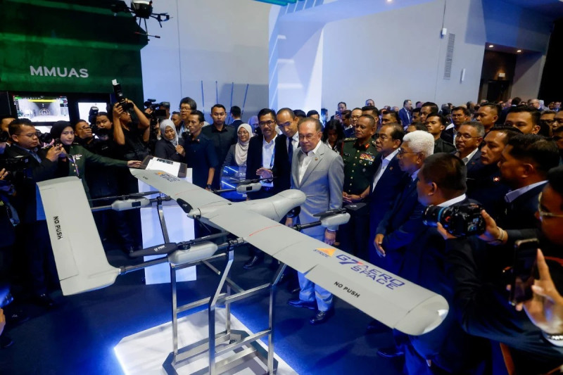 Anwar: Defence industry policy must be built on transparency and zero tolerance for corruption