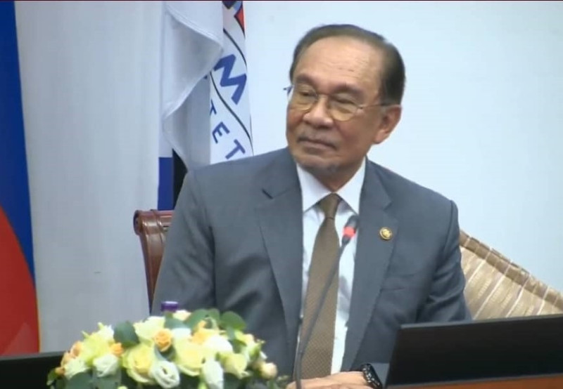 Anwar condemns unilateralism as arrogant display of power, calls for respect for small nations