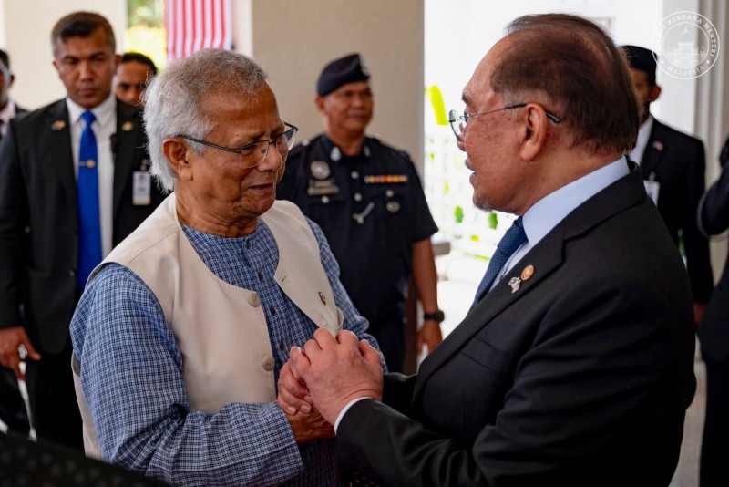 Anwar hosts Bangladesh delegation, urges regional action on Rohingya crisis