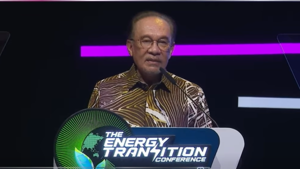 Govt prioritises effective administration over early election talk - Anwar