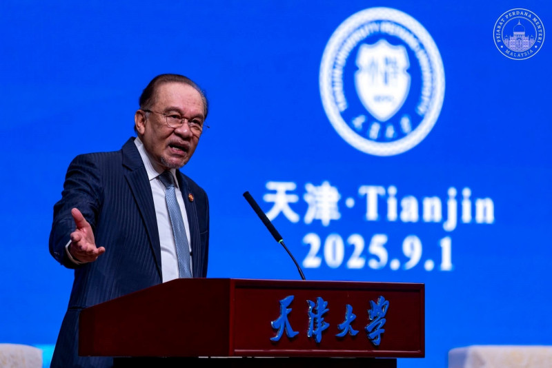 China’s Rianlon to invest RM820 million in Johor, says PM