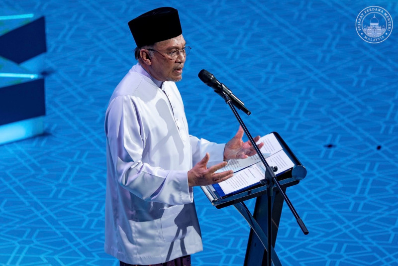 PM meets Sabah PKR leaders ahead of state polls