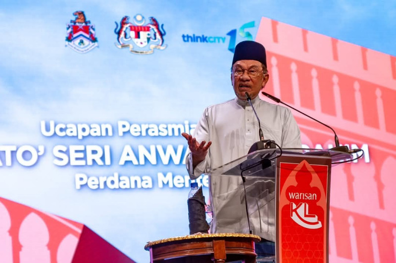 Anwar urges swift rollout of Warisan KL Project with emphasis on people’s well-being