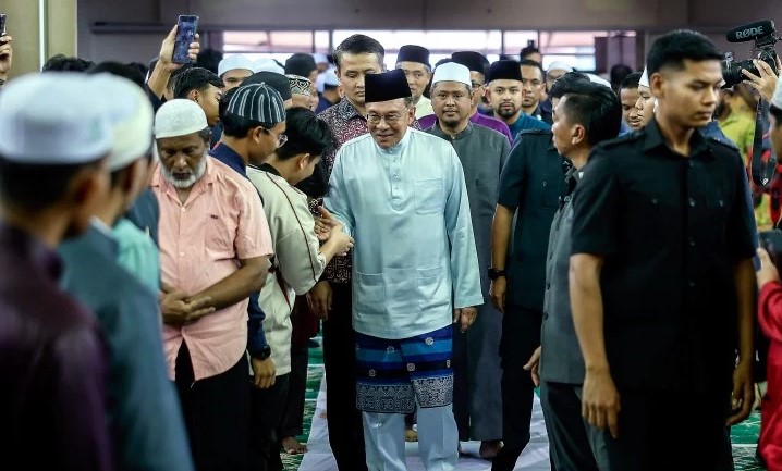 Anwar rules out suspension of anti-corruption chief pending investigation