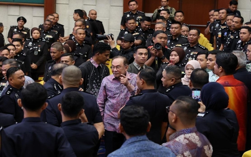 Anwar links Ramadan reflection to public service reform and security housing drive