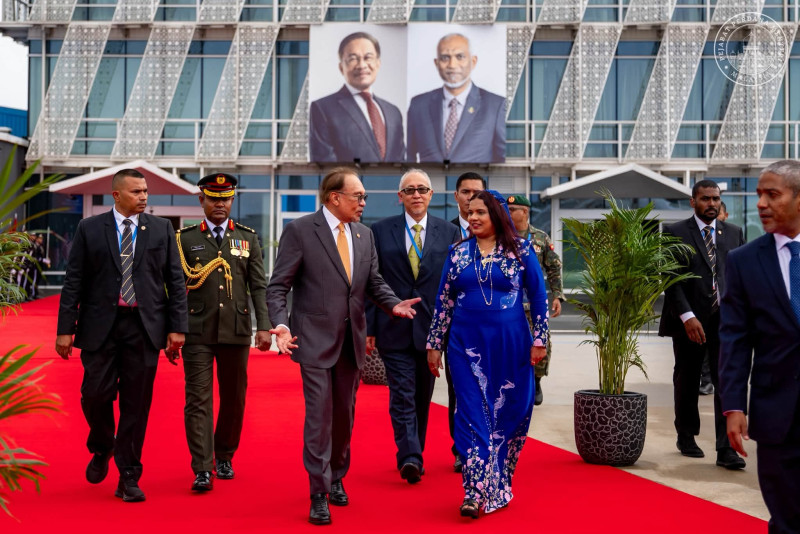 Anwar concludes Malaysia - Maldives visit with stronger ties and equal stand on Gaza