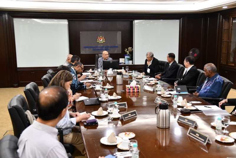 Authorities to enforce stricter RON95 fuel controls for foreign-registered vehicles