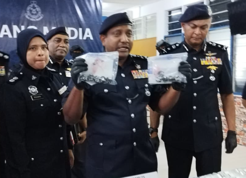 Man busted as KLIA trying to smuggle drugs hidden in his underwear