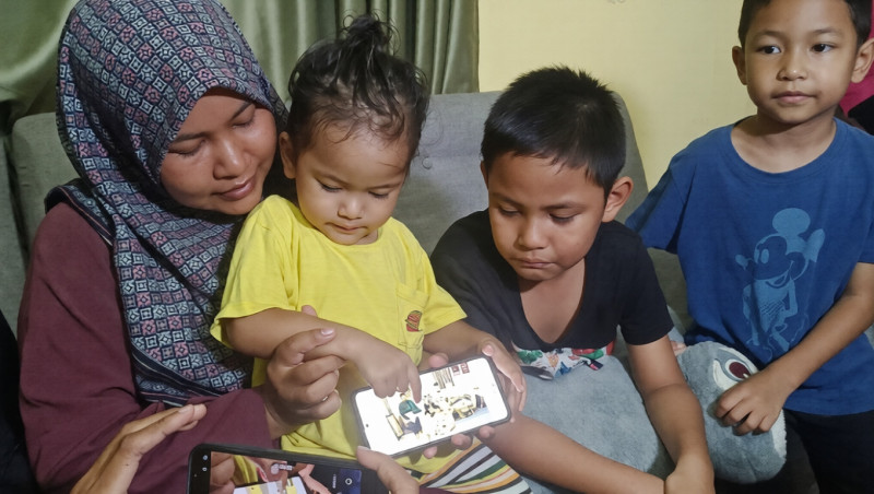 'I want justice for my husband and children. I don't want this case to just go away'