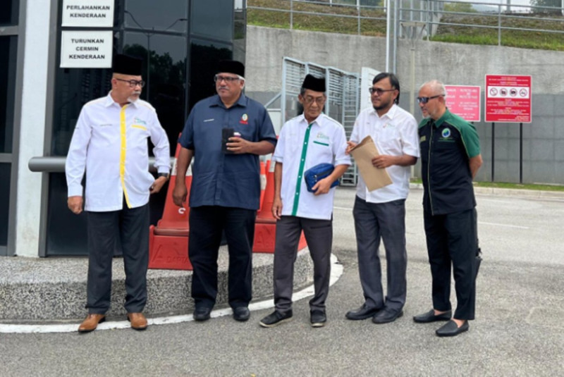 NGOs urge MACC to probe former minister allegedly involved in RM1b deal with foreign company
