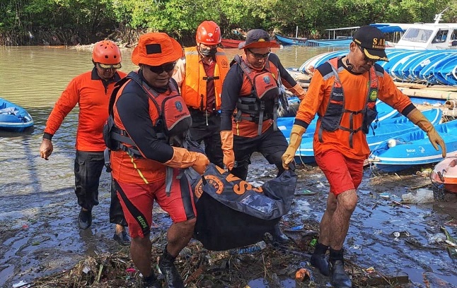 Anwar expresses sympathy and solidarity with Bali flood victims