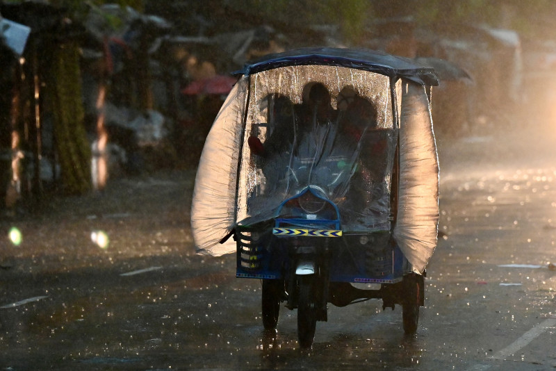 Cyclone Sitrang displaces million in Bangladesh