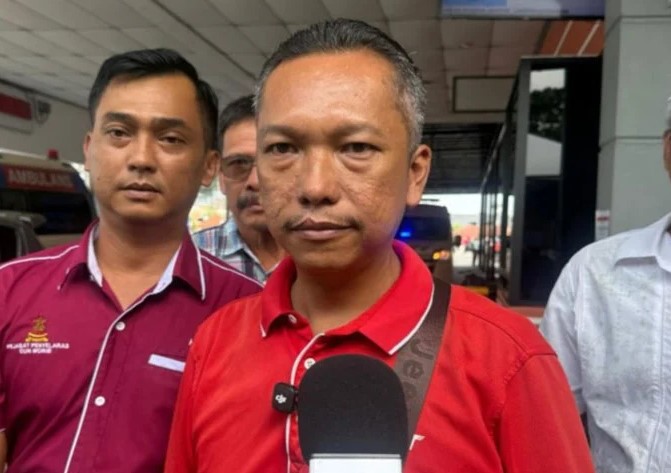 Banting schoolgirl stabbing: 'My daughter was tenth target' - claims victim's father 