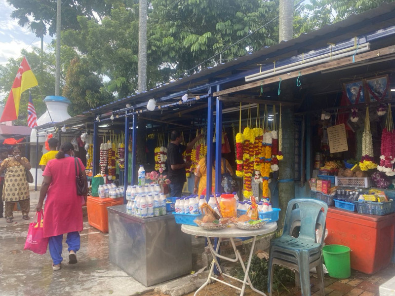 Vendors happy to return to Batu Caves after two-year hiatus  